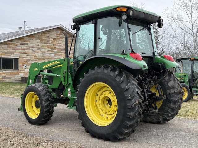 Image of John Deere 5525 equipment image 4