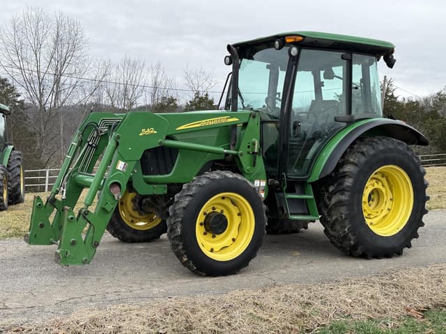 Image of John Deere 5525 equipment image 1