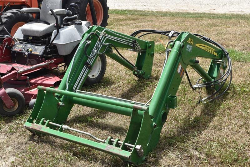 Main image John Deere 553