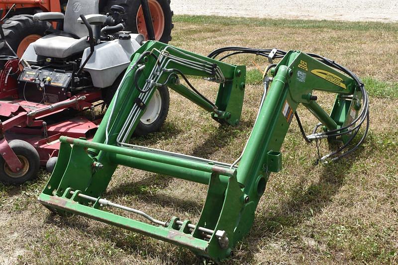 Image of John Deere 553 Primary image