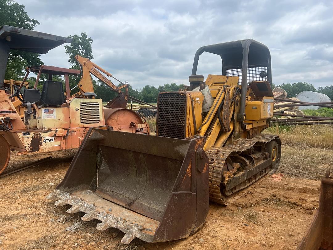 Image of John Deere 555A Primary image