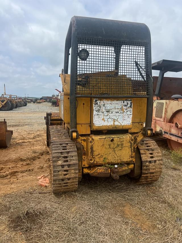 Image of John Deere 555A equipment image 2