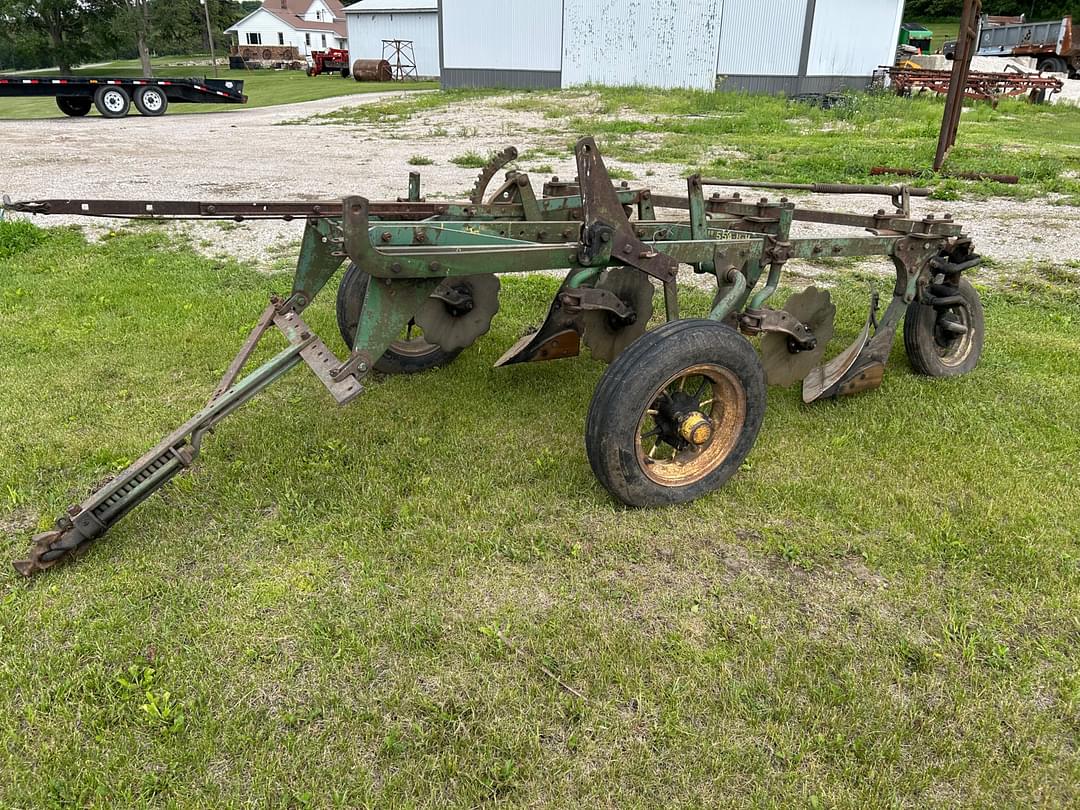 Image of John Deere 555 Image 1