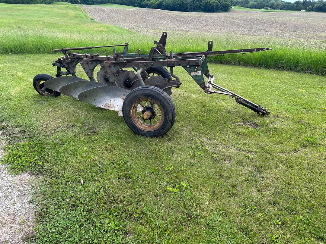 Image of John Deere 555 Image 0
