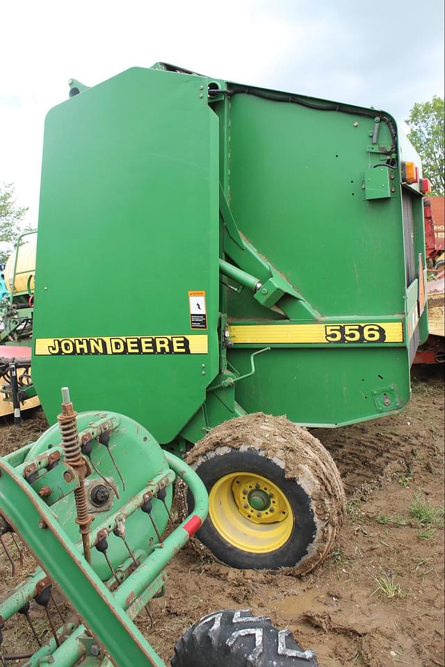 Image of John Deere 556 equipment image 1