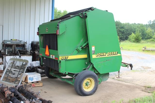 Image of John Deere 557 equipment image 3