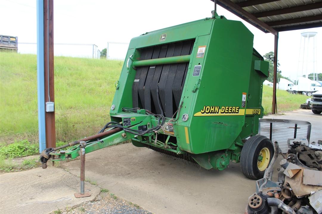 Image of John Deere 557 Primary image