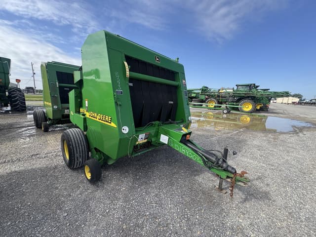 Image of John Deere 557 equipment image 4