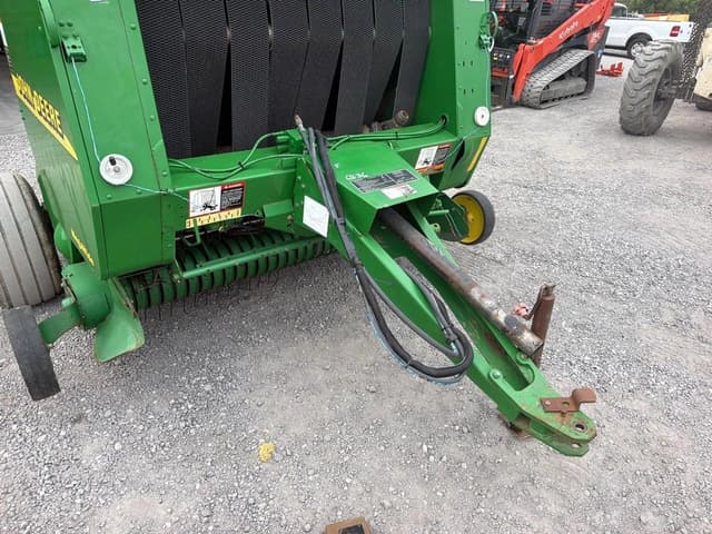 Image of John Deere 557 equipment image 4