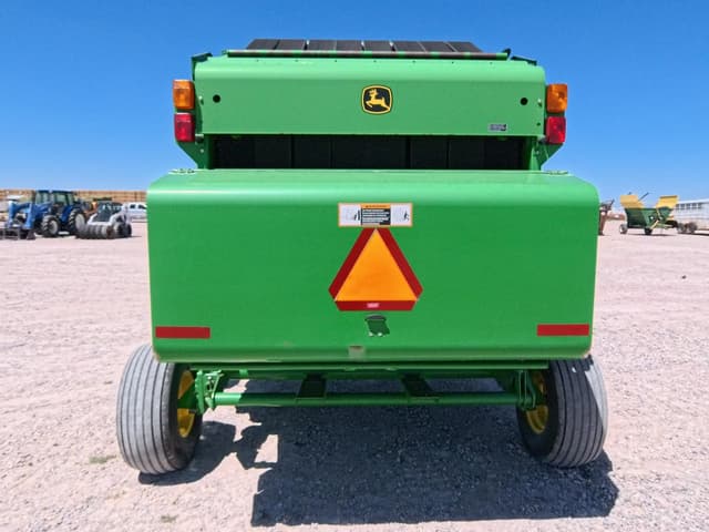 Image of John Deere 557 equipment image 3