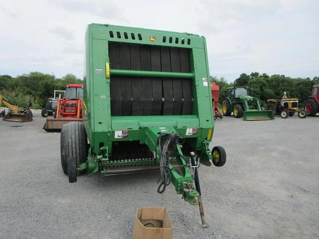 Image of John Deere 560M equipment image 1