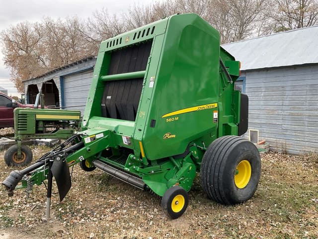 Image of John Deere 560M equipment image 2