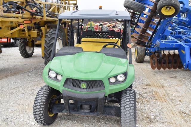 Image of John Deere XUV 560E equipment image 1