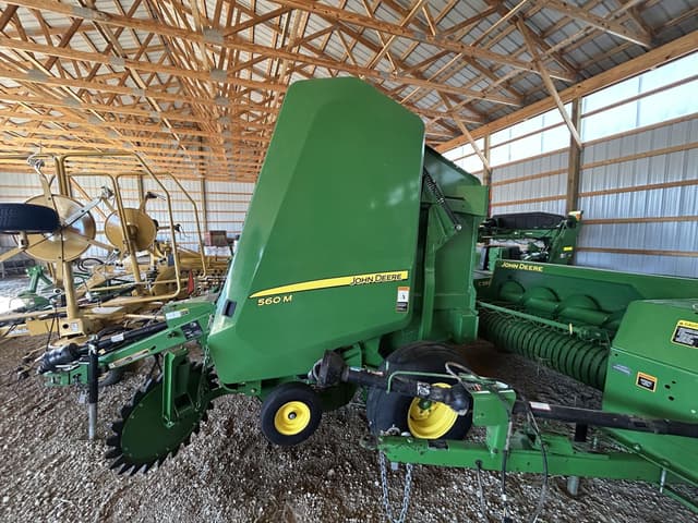 Image of John Deere 560M equipment image 1