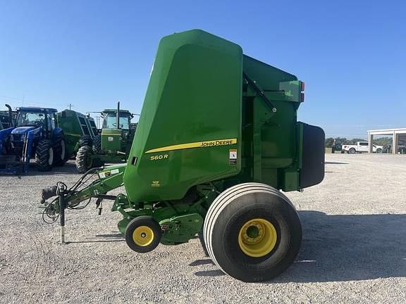 Image of John Deere 560M equipment image 1