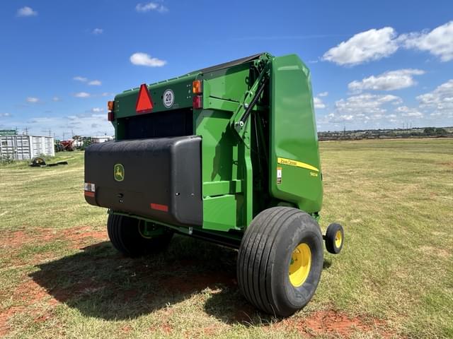Image of John Deere 560M equipment image 2