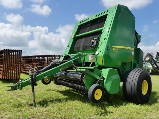 Image of John Deere 560M equipment image 1
