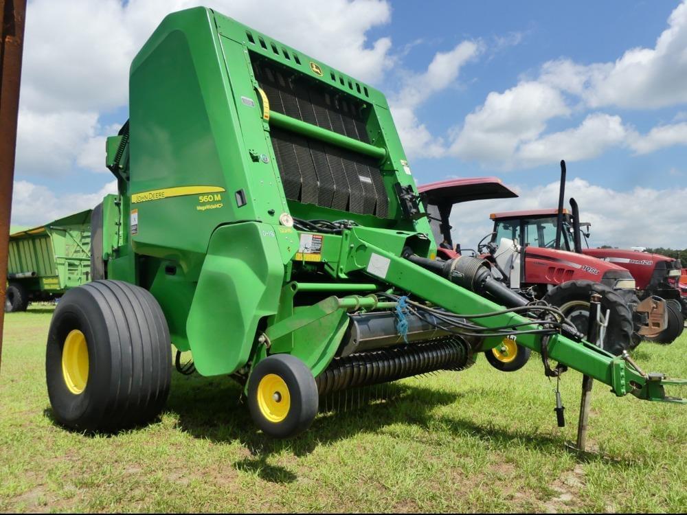 Image of John Deere 560M Primary image