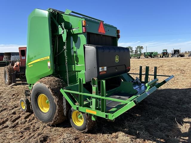 Image of John Deere 560M equipment image 2