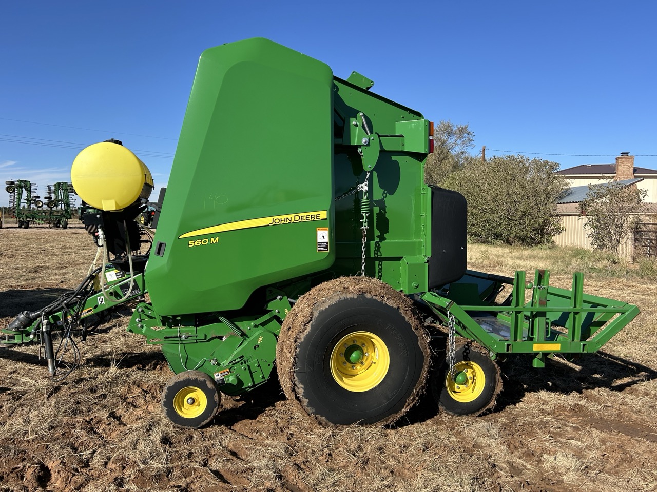 Image of John Deere 560M equipment image 1