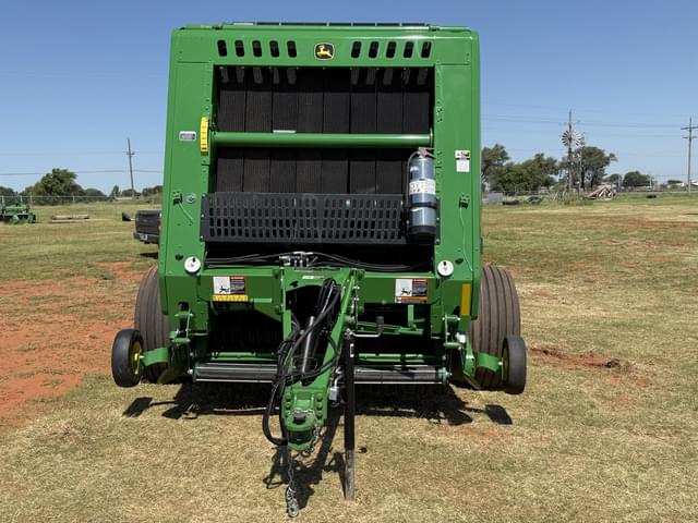 Image of John Deere 560M equipment image 1