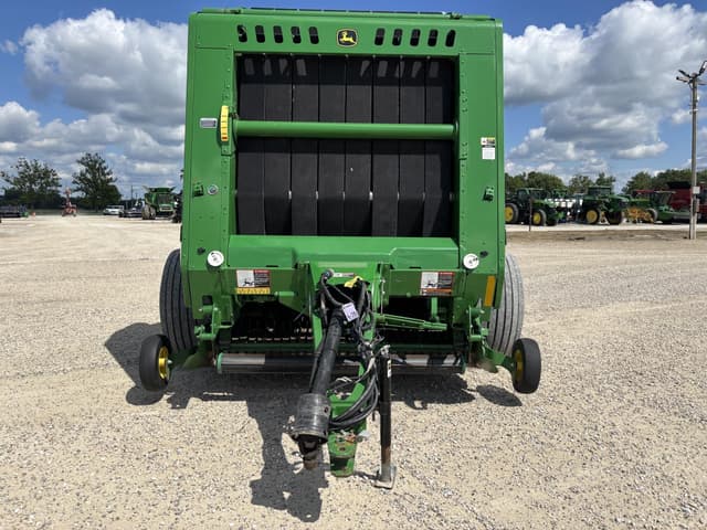 Image of John Deere 560M equipment image 1
