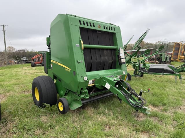Image of John Deere 560M equipment image 1