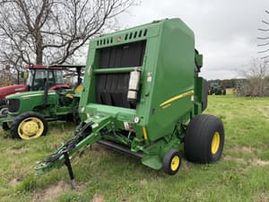 John Deere 560M Image