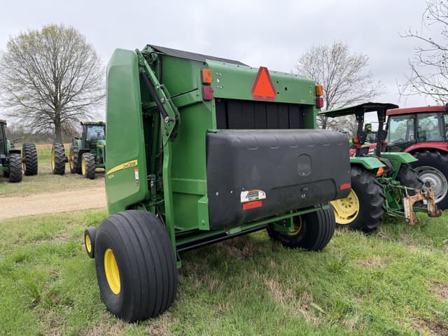 Image of John Deere 560M equipment image 3