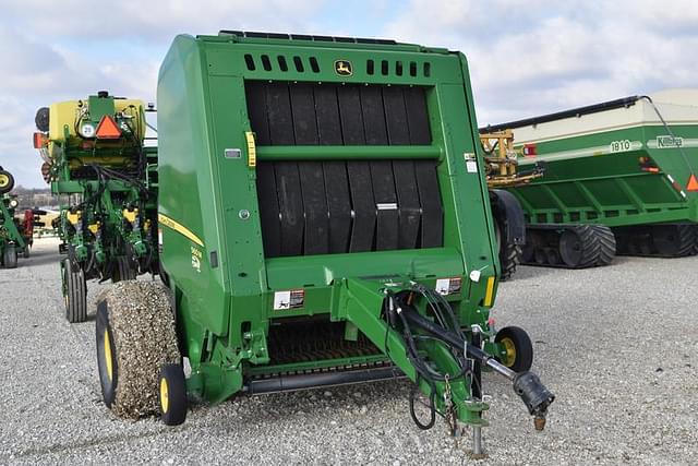 Image of John Deere 560M equipment image 1