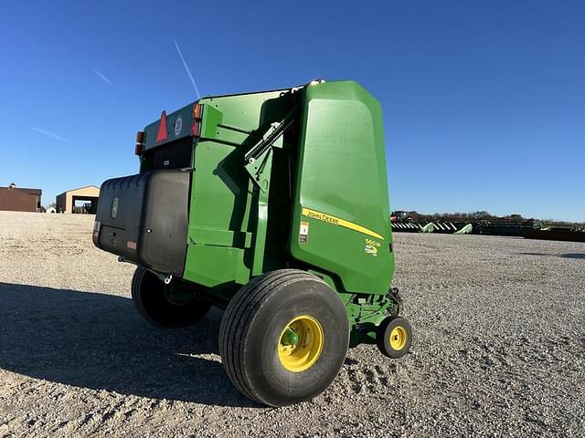 Image of John Deere 560M equipment image 2