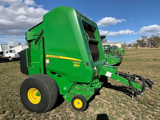 Image of John Deere 560M equipment image 4