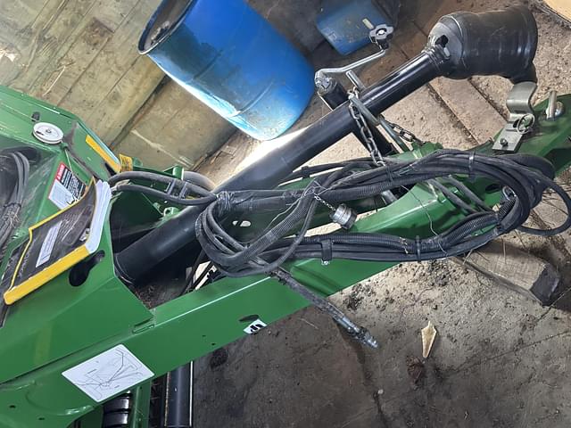 Image of John Deere 560M equipment image 2