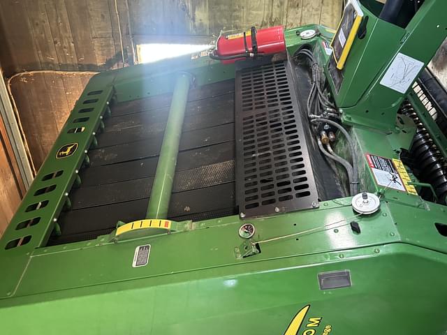 Image of John Deere 560M equipment image 1