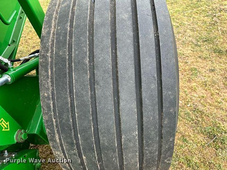 Main image John Deere 560M 57