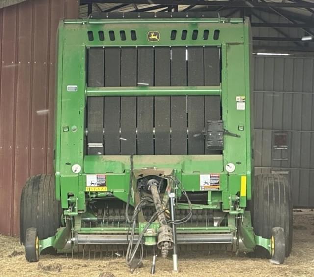 Image of John Deere 560M equipment image 1