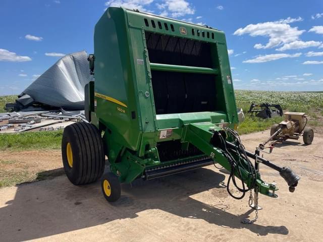 Image of John Deere 560M equipment image 1