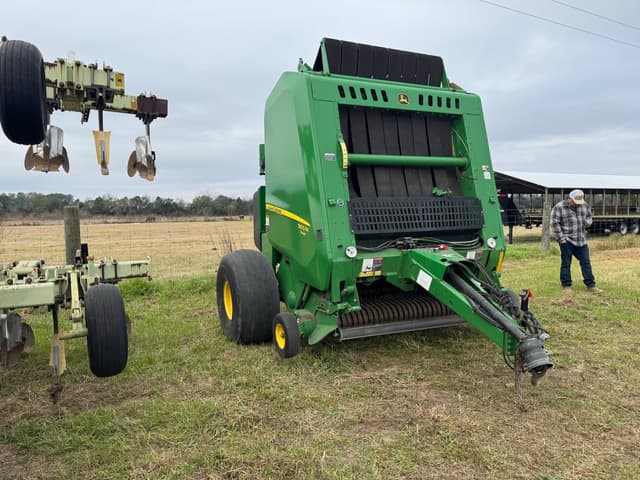 Image of John Deere 560M Silage equipment image 1