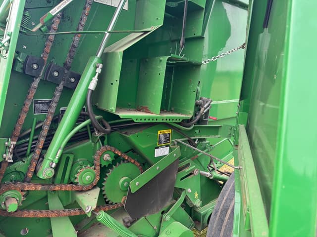 Image of John Deere 560M Silage equipment image 4
