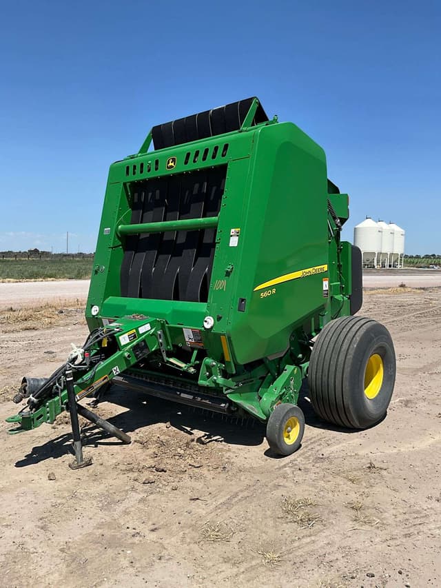Image of John Deere 560R equipment image 3