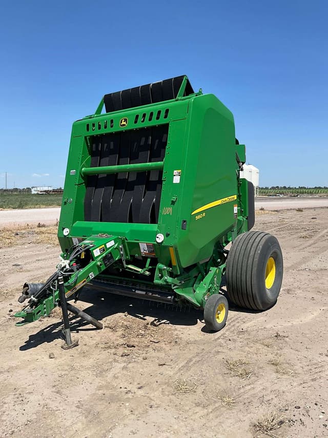 Image of John Deere 560R equipment image 2