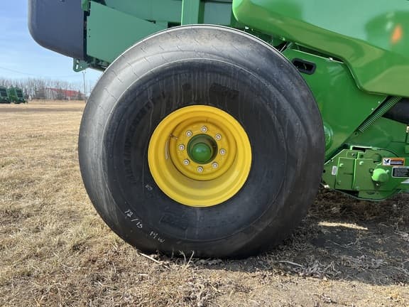 Image of John Deere 561M equipment image 2