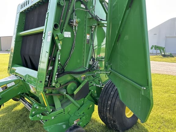 Image of John Deere 561M equipment image 3