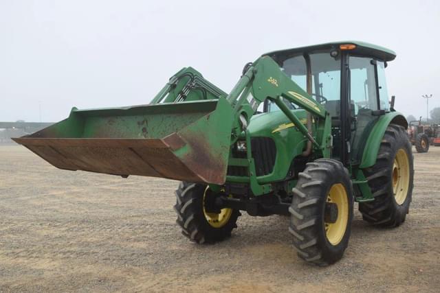 Image of John Deere 5625 equipment image 4