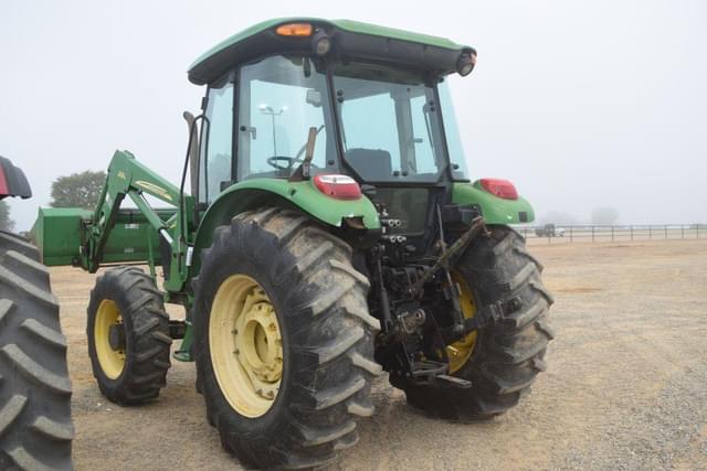 Image of John Deere 5625 equipment image 1