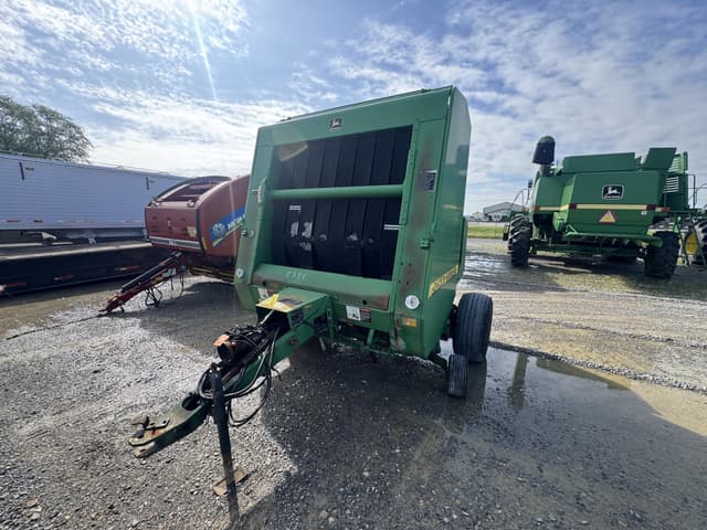 Image of John Deere 566 equipment image 1