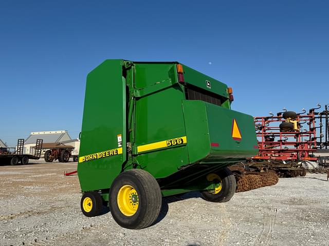 Image of John Deere 566 equipment image 2