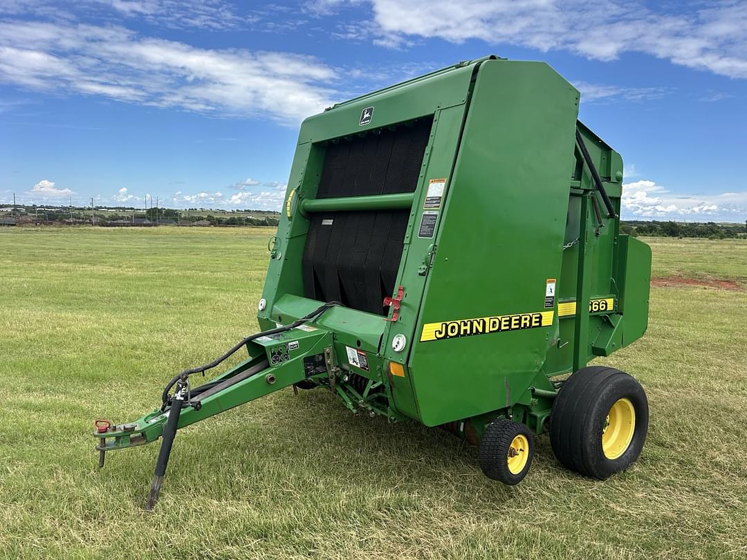 Image of John Deere 566 Primary image