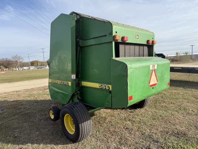Image of John Deere 566 equipment image 3