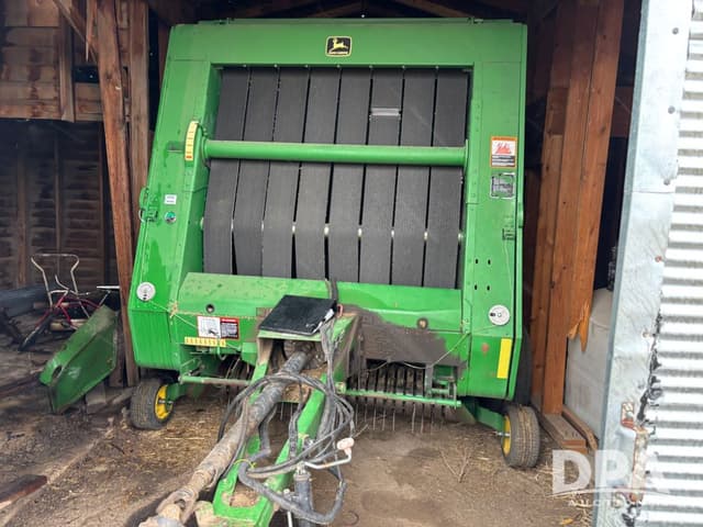 Image of John Deere 566 equipment image 1